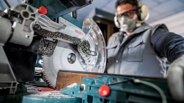 BOSCH 254x30x3,2 mm 80 Diş  PRO Multi Material Elmas Daire Testere- Aluminyum Kesime Uygun(2608640450)