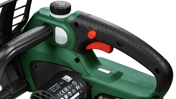 BOSCH Universal Chain Akülü Motorlu Zincirli Testere 18 Volt (Akü-Şarj Cihazı Hariç)