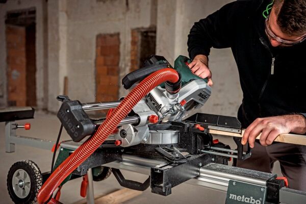 METABO KGS 216 M Kızaklı Gönye Kesme Makinası