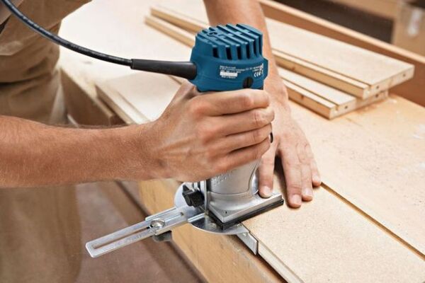 Bosch Professional GKF 600 Freze Makinesi - 060160A100