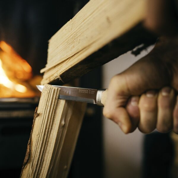 FISKARS Norden Ahşap Saplı Kılıflı Bıçak (1072090)