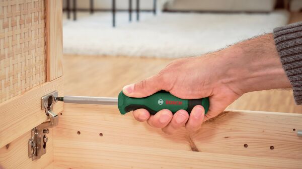 BOSCH 34 Parça Bits Tornavida ve Lokma Takımı (1600A02BY1)