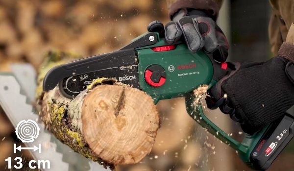 BOSCH EasyChain 18V-15-7 Şarjlı Zincirli Budama Makinası 18 Volt (Akü ve Şarj Aleti Hariç)