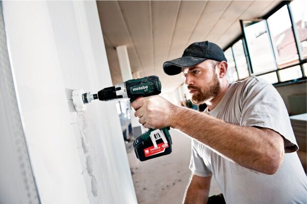 METABO BS 18 LT/4.0 Şarjlı Matkap 18 Volt