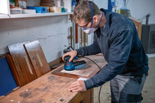 Bosch GEX 125-1 AE Eksantrik Zımpara Makinesi 250 Watt - 0601387500