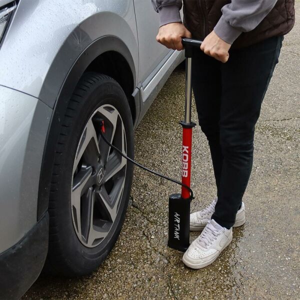 KOBB KB3256D Dijital Basınç Göstergeli Taşınabilir El Pompası 87 Psi