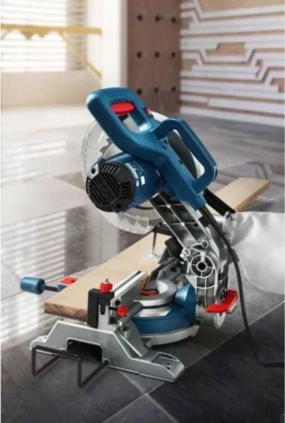 BOSCH GCM 216 Gönye Kesme Makinası
