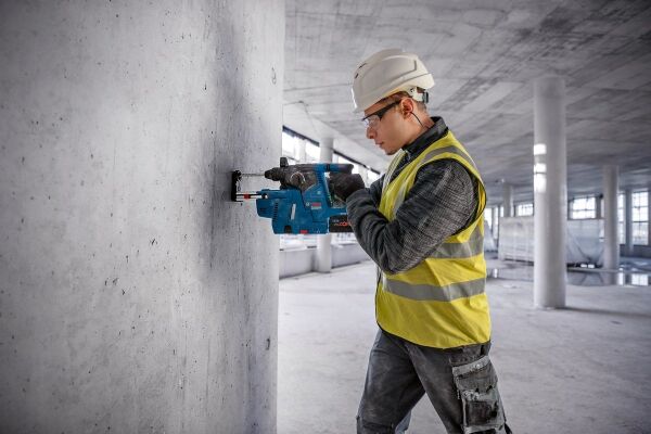 BOSCH GBH 187-LI Toz Emmeli Akülü Kırıcı Delici (Tozsuz Beton Delim İçin)