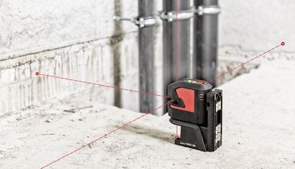 LEICA LINO P5 Duvarcılar için 5 Noktalı Şakül Lazer Terazi