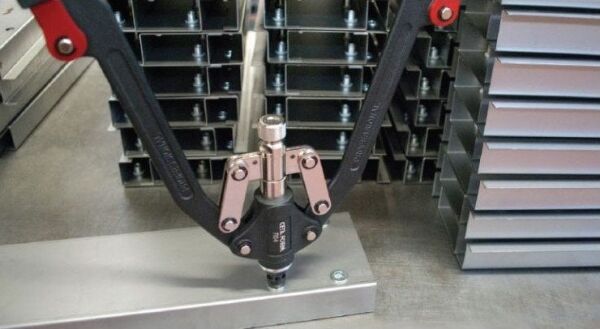 CETA FORM R04K Katlanır Kollu Perçin Tabancası Takımı (Pop/Somun Perçin İçin)