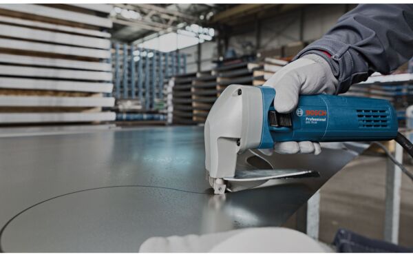 BOSCH GSC 75-16 Saç Kesme Makinası 750 Watt