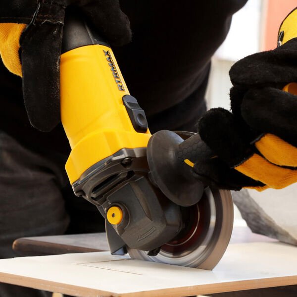 Rtrmax RTM1090 Avuç Taşlama 125mm 950W