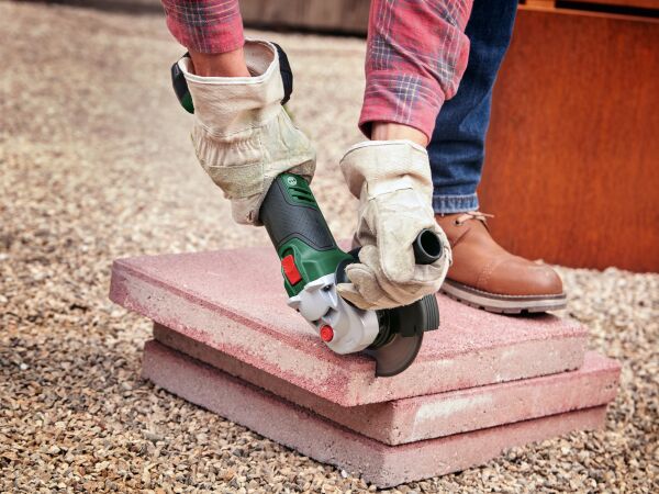 BOSCH UniversalGrind 18V-75 Akülü Taşlama 115 mm (Akü ve Şarj Aleti Hariç)