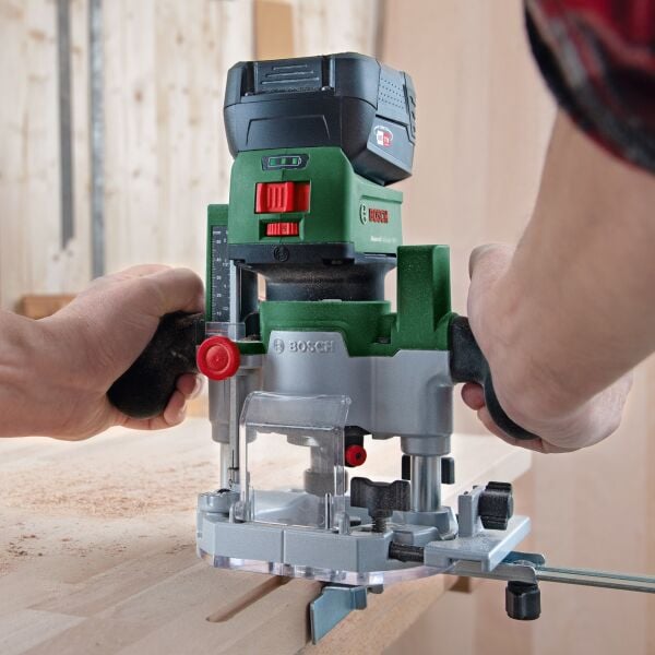BOSCH AdvancedTrimRouter 18V-8 Combi Akülü Freze Makinası Seti (Akü ve Şarj Aleti Hariç)