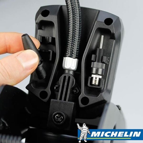 MICHELIN MC12204 Basınç Göstergeli Ayak Pompası